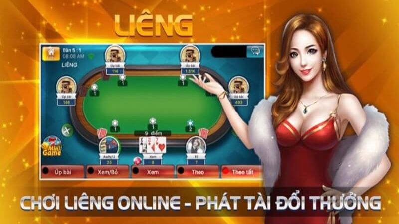 Quan sát đối thủ khi chơi liêng